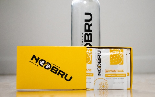 noobru water bottle with a full pack of noobru advantage